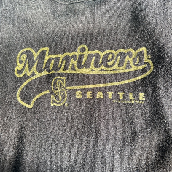 Seattle Mariners Black and Gold Women’s Tshirt - Picture 3 of 5